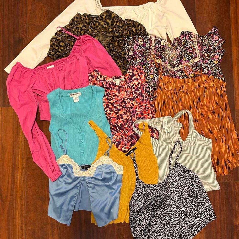 Bundle of womens summer tops and tanks silk cotton Express Banana Republic